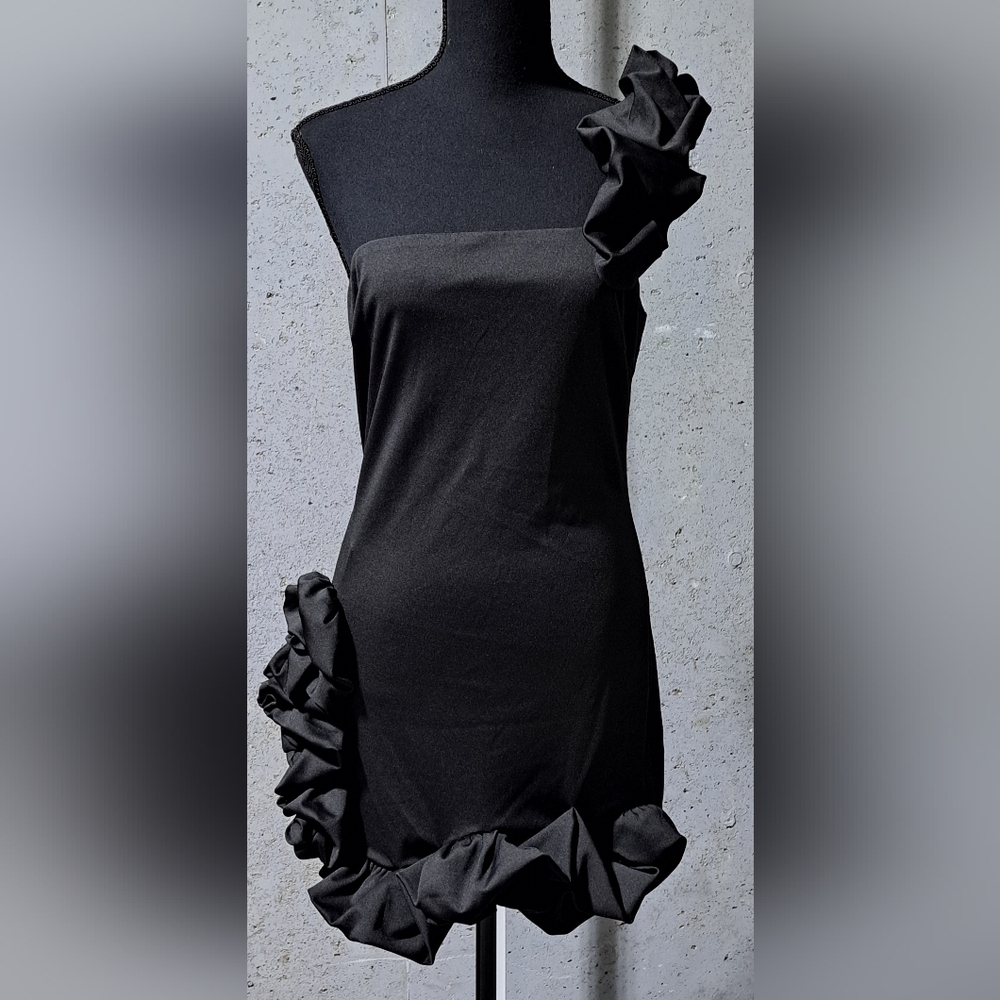 #074 Sz M MICAS * Flower Ruffle Black Dress with Black Accents - Micas
